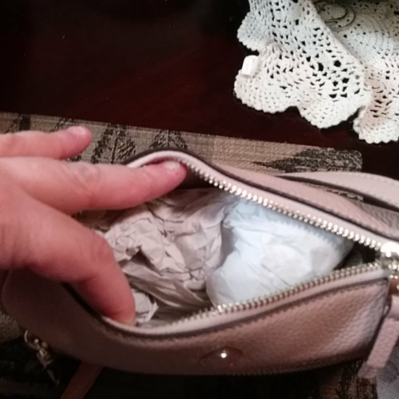 Kate Spade Crossbody - Picture 3 of 7